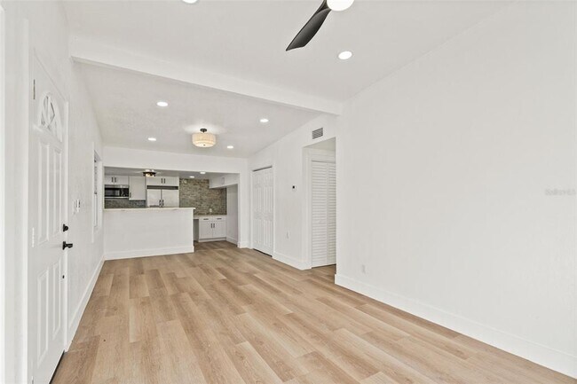 Foto del edificio - 4606 W Paxton Ave