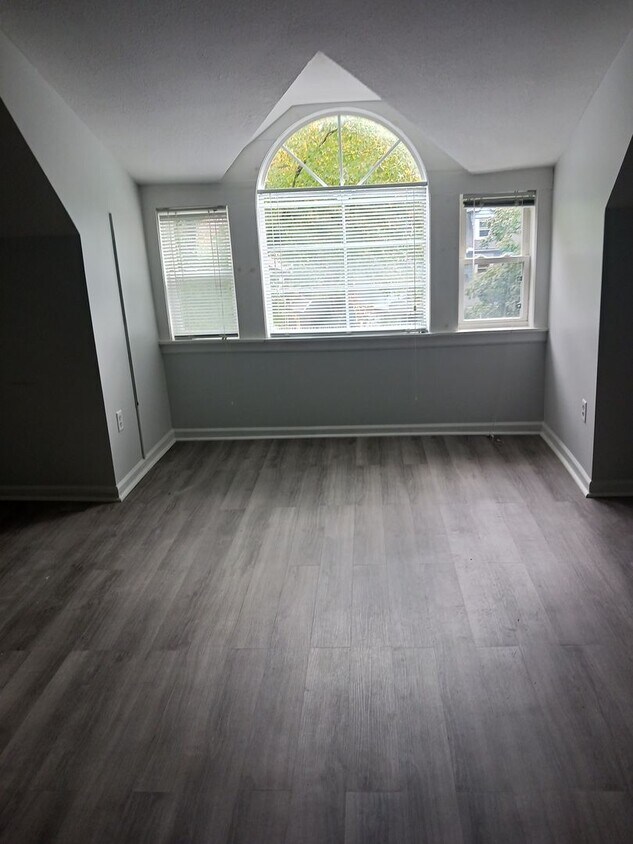 63 Argyle St Unit 2B, Rochester, NY 14607 Room for Rent in Rochester