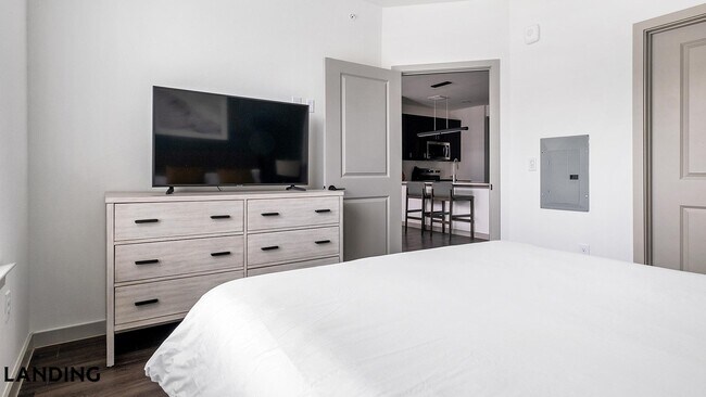 Foto del edificio - 91 Jensen Dr