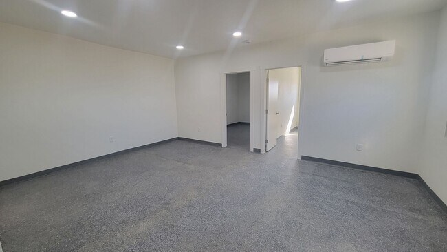 Foto del edificio - 11228 S Edison Rd