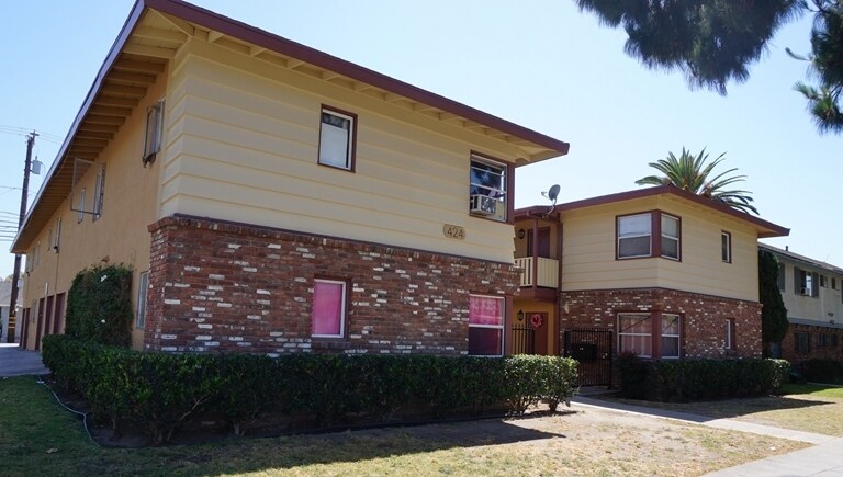 Foto principal - 424 E Pine St