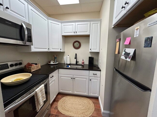 Foto del edificio - 163 Water, B-2