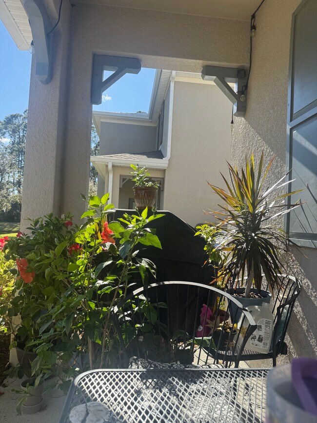 Foto del edificio - 1690 Coulter Ln