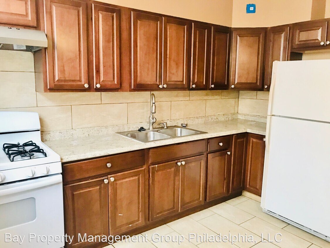 Primary Photo - 3 br, 1 bath House - 958 Bridge St