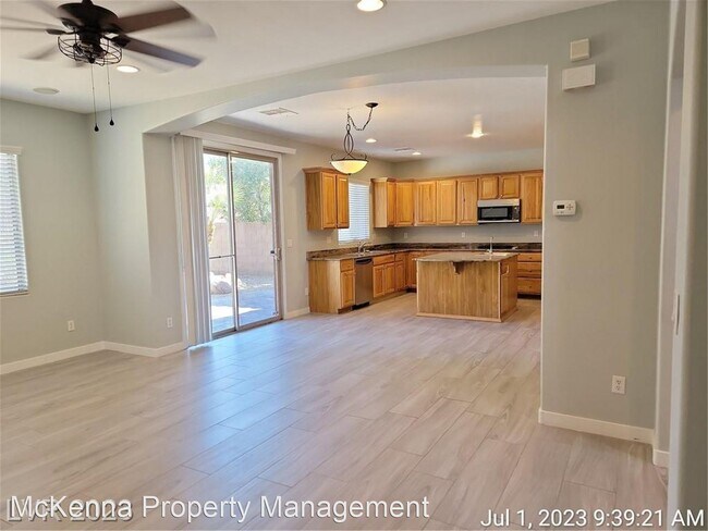 Building Photo - 4 br, 4 bath House - 3912 Carol Bailey Avenue