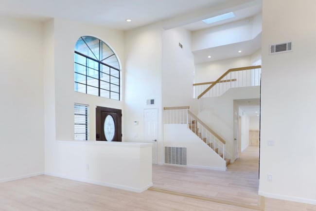 Building Photo - 5813 Serrania Ave