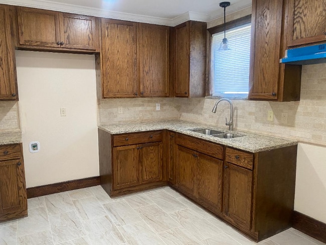 Foto del edificio - 5318 Evangeline St