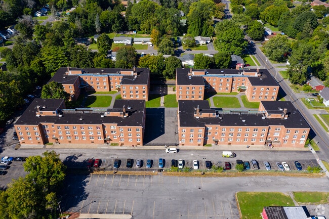 Building Photo - The Cortile