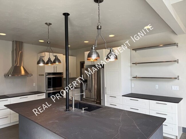 Building Photo - 19354 Kiowa Rd