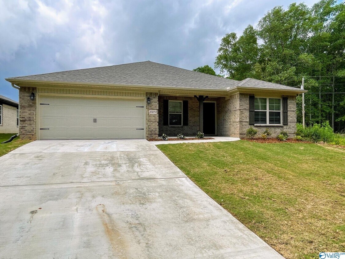 20273 Yarbrough Rd, Athens, AL 35613 House for Rent in Athens, AL