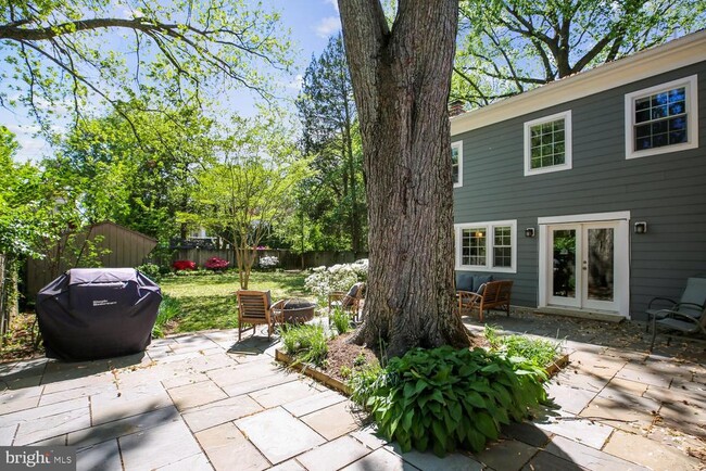 Foto del edificio - 1812 Brisbane St