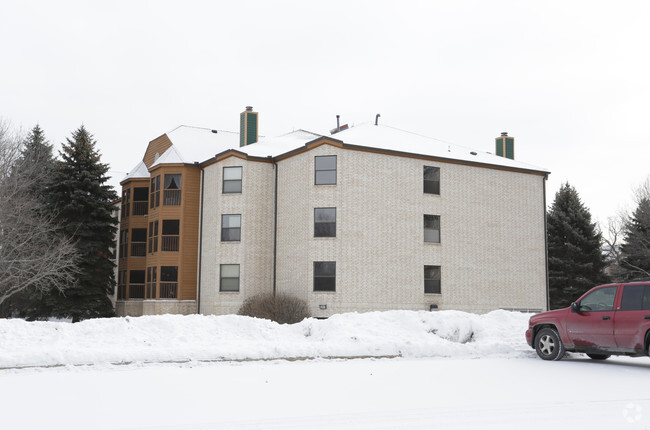 Foto del edificio - Summit Oaks Apartments