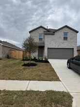 Building Photo - 16715 Old Wagon Wy