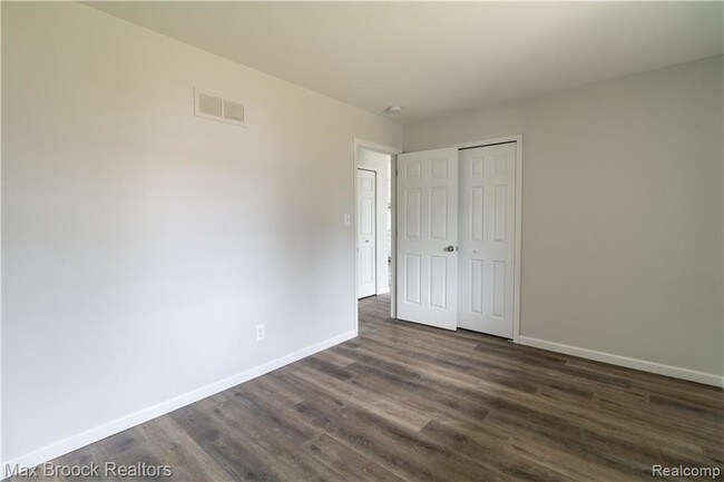Building Photo - 46741 Shelby Ct