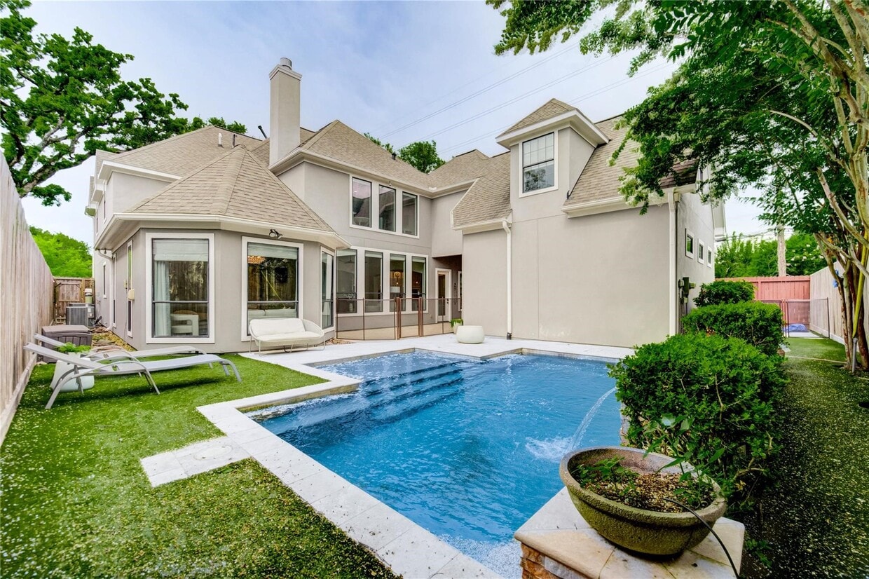 Primary Photo - 1403 Wakefield Dr