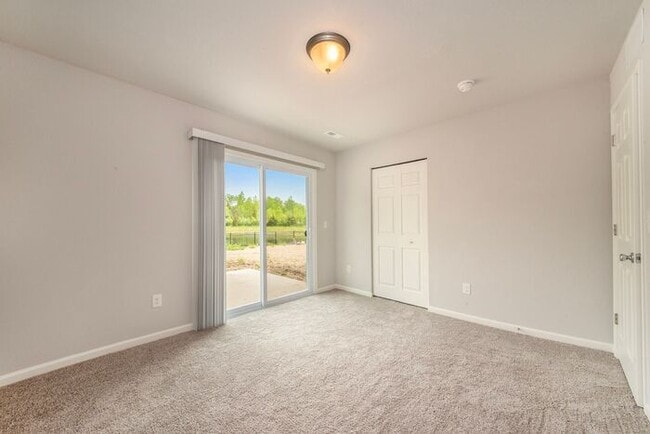 Building Photo - 4436 Meadowlane Ct