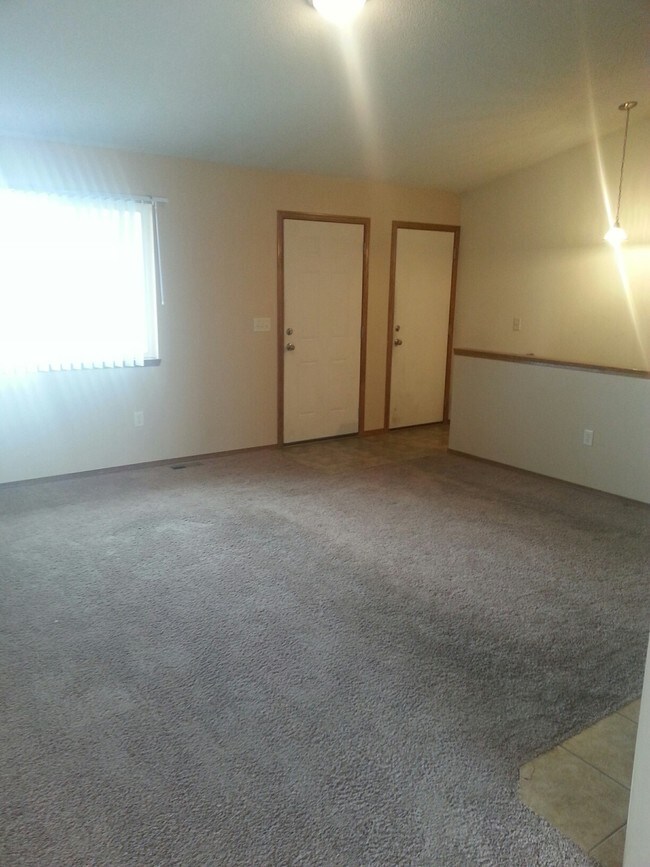 Building Photo - 13606 W Ponderosa Ct