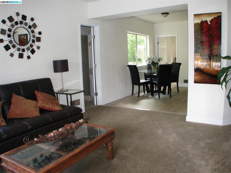 Foto principal - 869 MacArthur Blvd