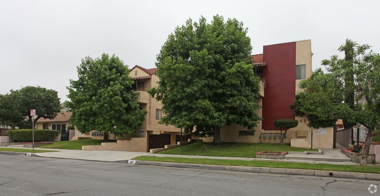 Foto del edificio - 145-149 Fano St