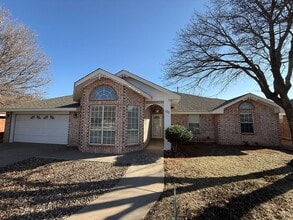 Building Photo - 1113 Rosewood Dr