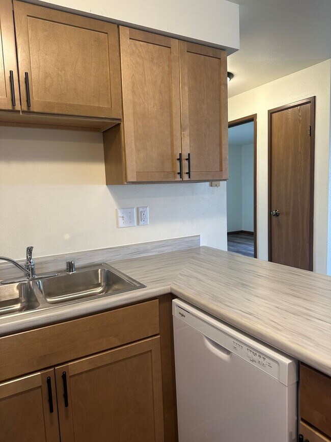 Foto del edificio - Shadow Creek Apartments - Remodeled!