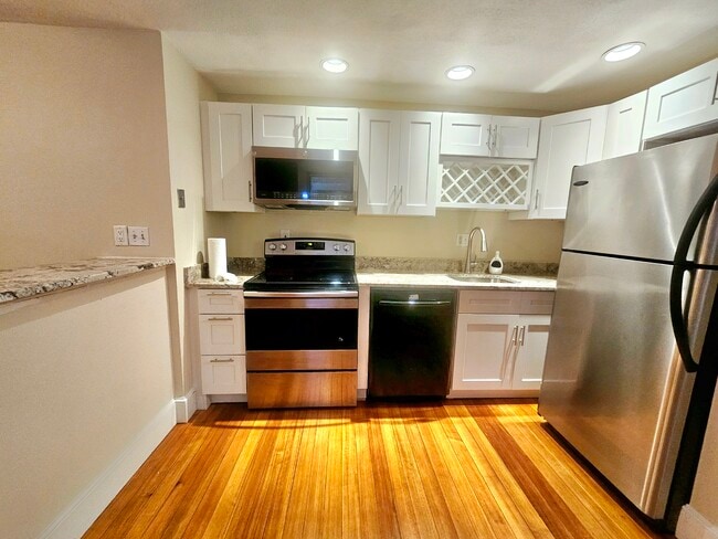 Building Photo - 39 South St