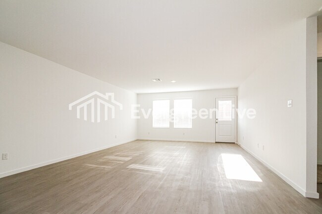 Building Photo - 9604 NW 125th St