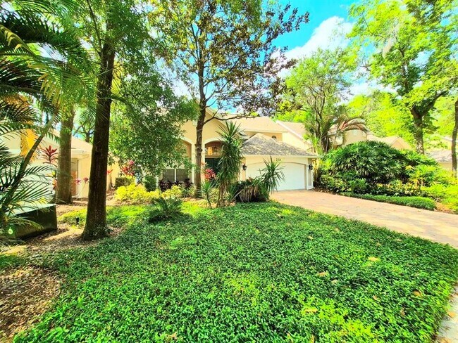 Foto del edificio - 2214 Green Oaks Ln