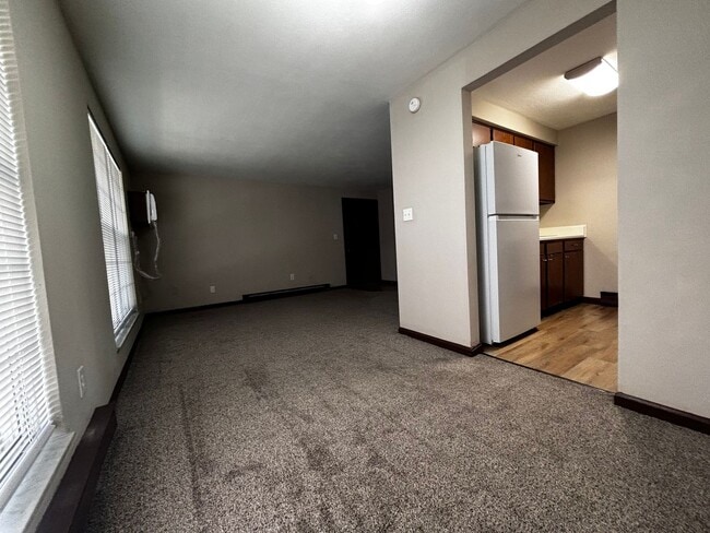 Building Photo - Peaceful West Milton Apartment Living – Schedule a Tour Today!