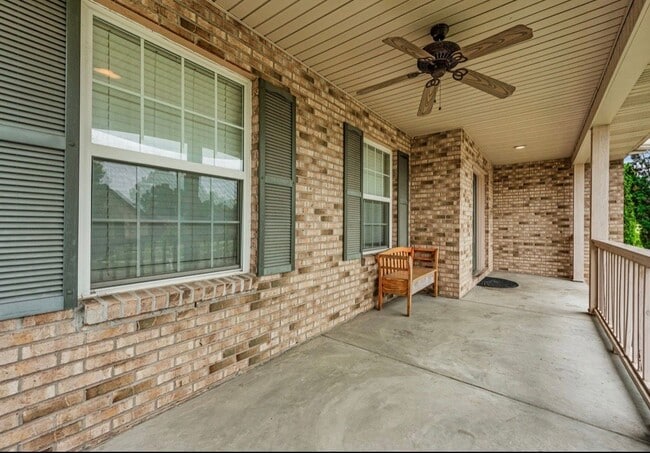 Foto del edificio - 3077 Cypress Hill Dr