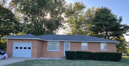 Building Photo - 718 S East St