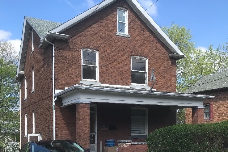 Primary Photo - 939 Beaver Rd