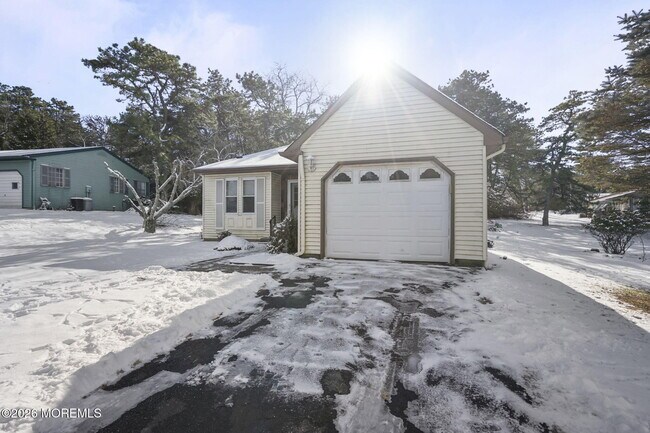 Foto del edificio - 28 Milford Ave