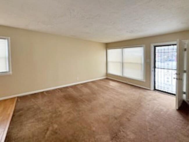 Photo - POM1857 Apartment