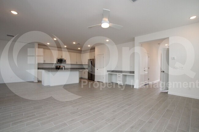 Foto del edificio - 7442 W Nicolet Ave