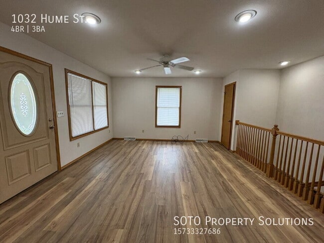 Building Photo - 1032 Hume St