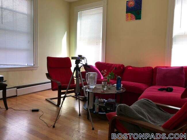 Foto del edificio - 35 Brookline St