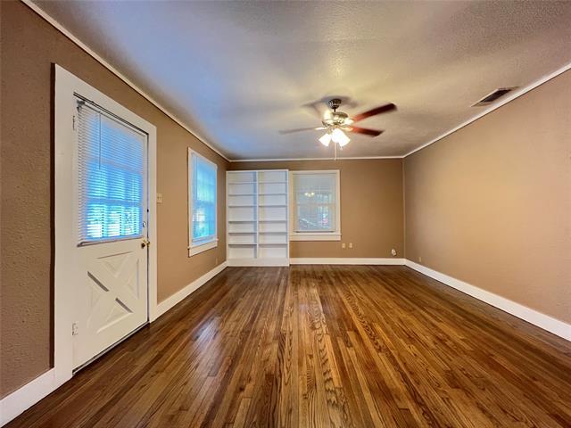 Building Photo - 718 Coit St