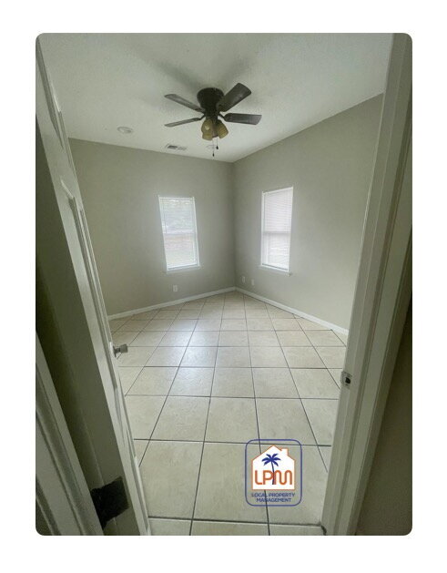 Foto del edificio - Conveniently Located on Bees Creek Road