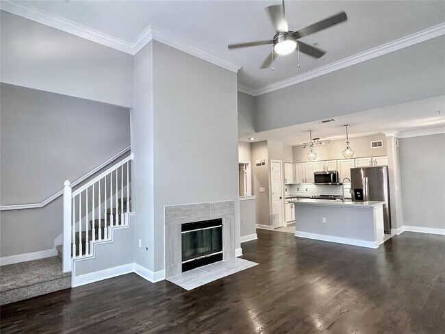 Foto del edificio - 15200 Memorial Dr