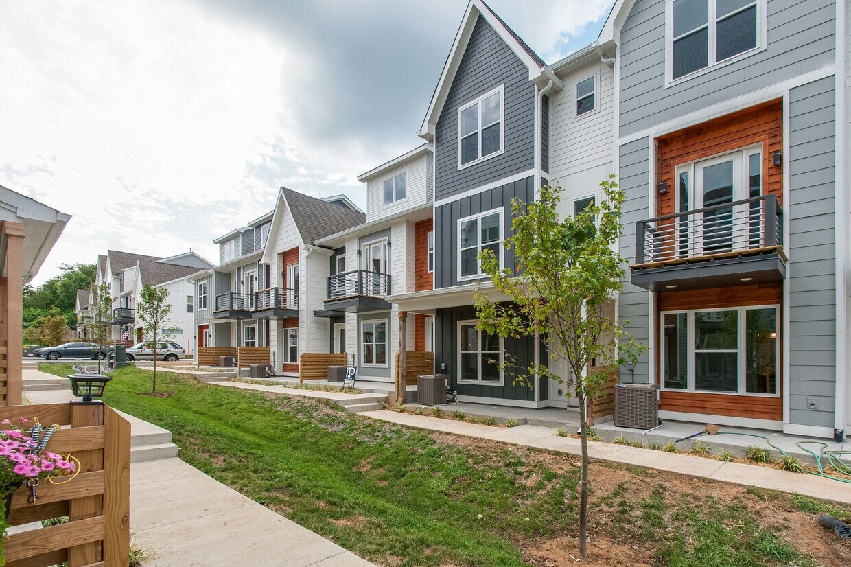 Foto principal - 700 James Ave