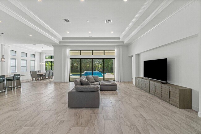 Foto del edificio - 6950 NW 28th Ave