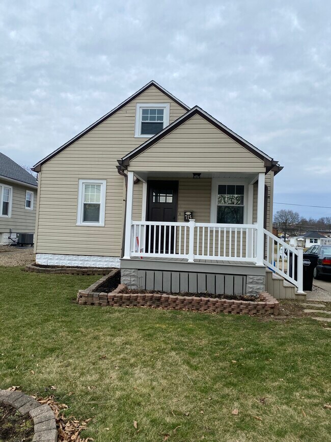 715 Francis St, Zanesville, OH 43701 House Rental in Zanesville, OH