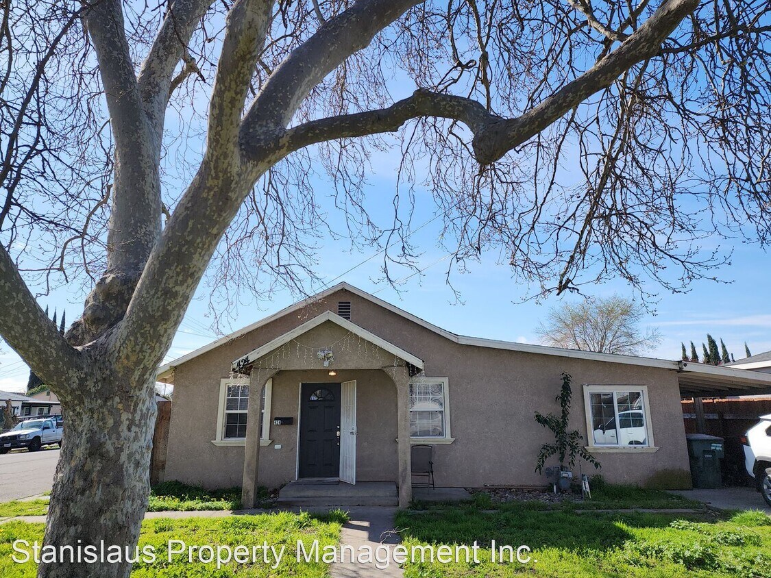 Primary Photo - 3 br, 1 bath House - 424 E. Coolidge Ave