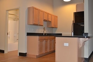 Building Photo - 100 Main St