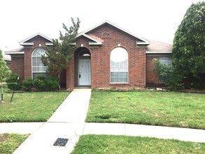 Building Photo - 7778 Navajo Ct