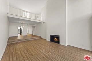 Foto del edificio - 433 Redwood Ave