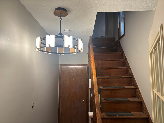 Pasillo a la Unidad 1 - 365 West Ave