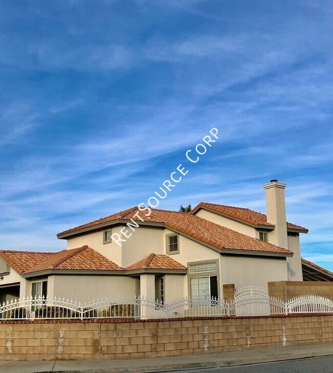 Building Photo - 3156 Discovery Way
