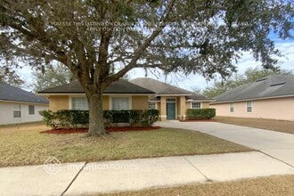 Building Photo - 13922 Fish Eagle Dr E